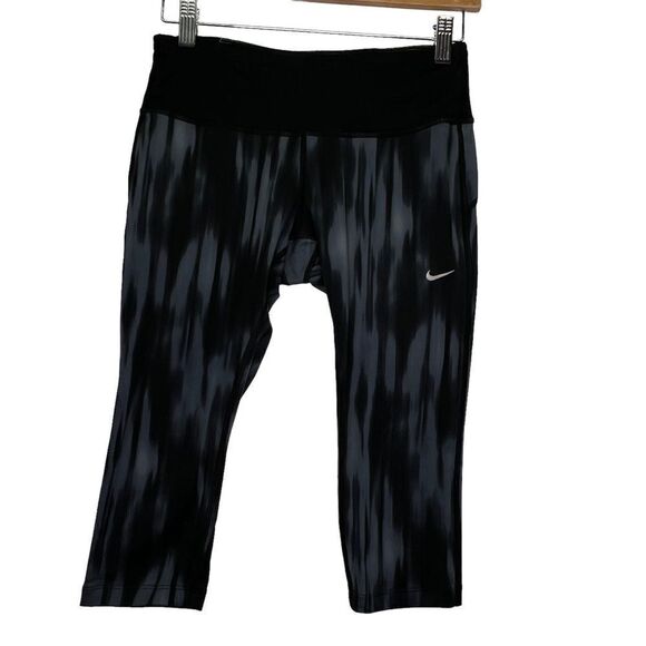 Nike small Dri Fit Running Capri Pant - Picture 1 of 13
